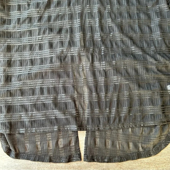 Mblm Sleeveless  Sheer Gingham Stretchy Top in Black - Picture 7 of 12